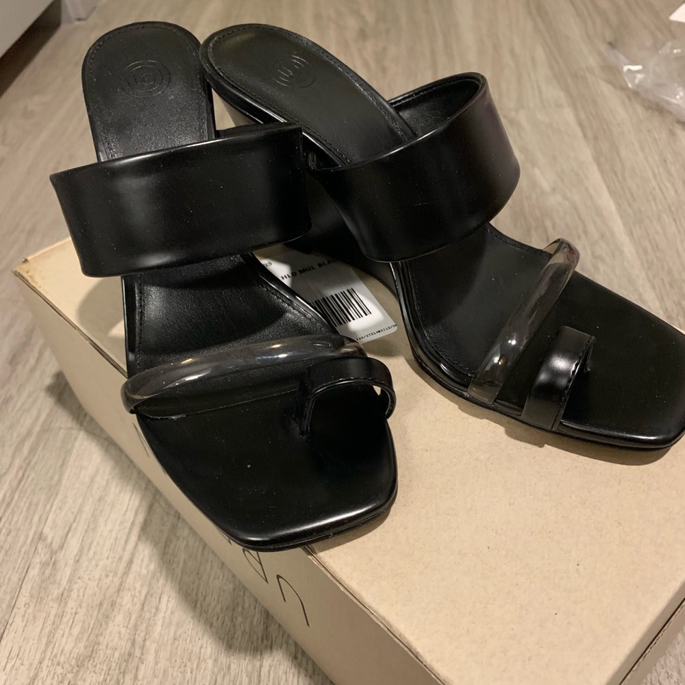 Urban outfitters black Sandals